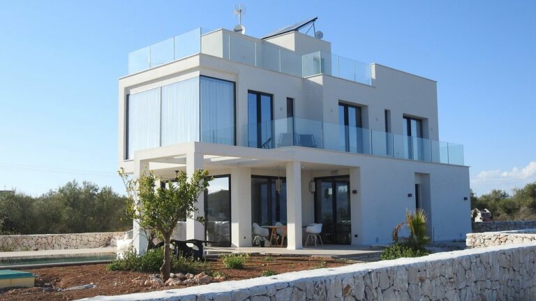 Qui peut faire un diagnostic immobilier ?
